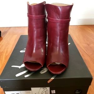 Banana Republic open toe chunky heels boots